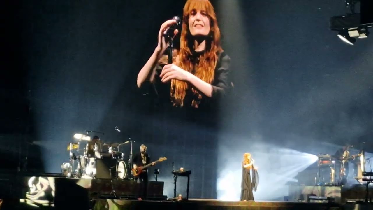 Florence and the Machine (Everybody Scream Tour)