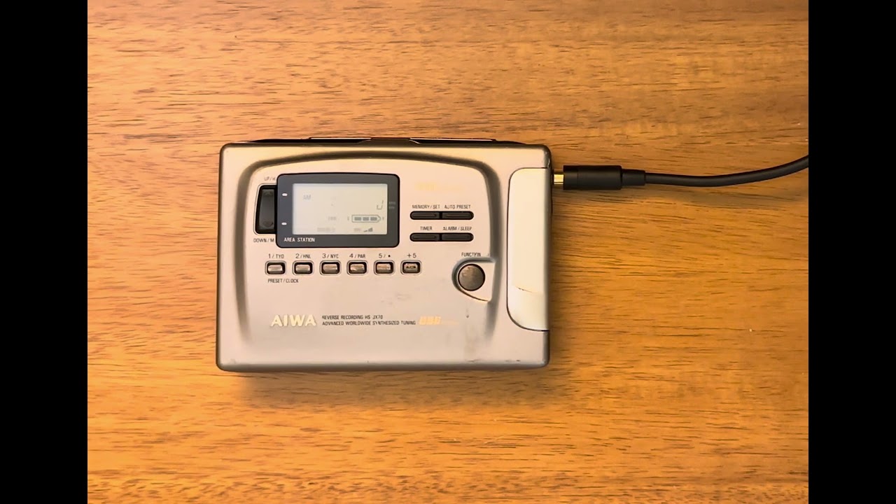 Aiwa HS-JX70 Portable Cassette Player