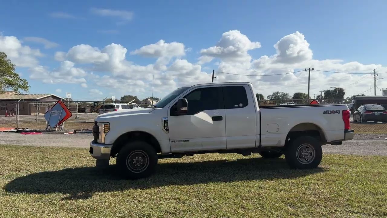 2019 Ford F250 4X4 Pick-Up