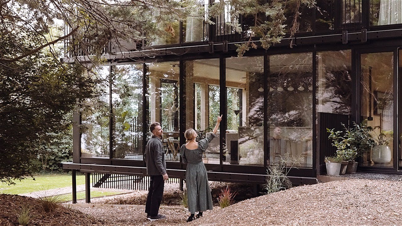 Inside The Secluded Seaside Home Of Giles And Sarah-Jane Miller