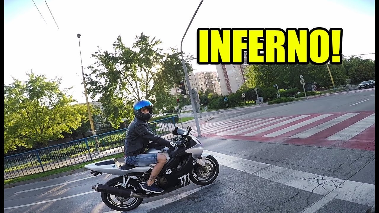 Motomenty #13 🏍 Život s kaskadérmi