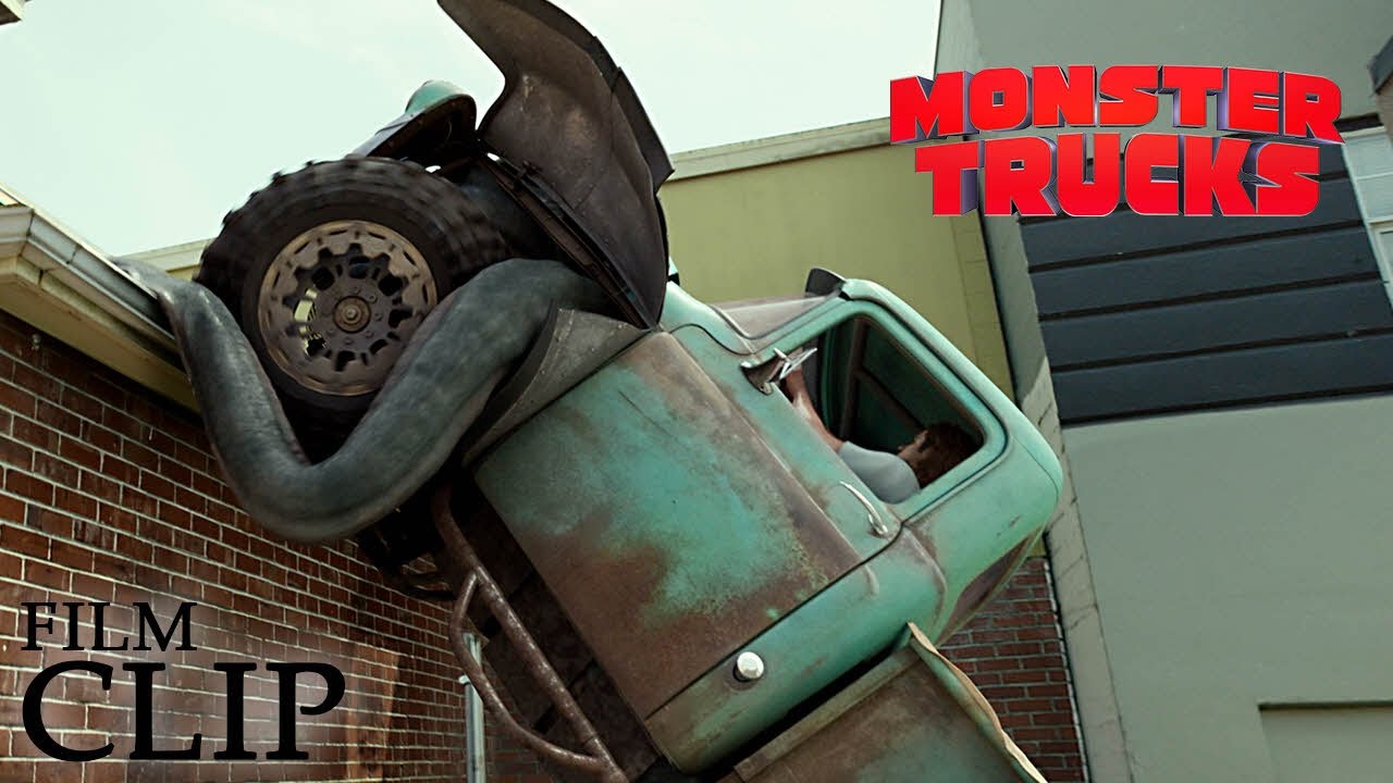 MONSTER TRUCKS | Fragment &bdquo;Jazdy na dachu&rdquo; | Paramount Movies