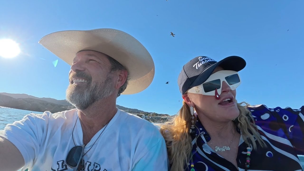 E1: Turtle Bay - Surviving the Stairs of Death, Laundry Overload and Does Steve Get Crapped On?