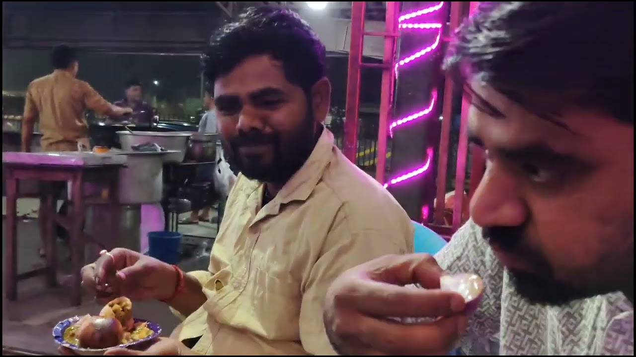 Famous litti chokha in raniganj,Bardhaman.Must try.🙂