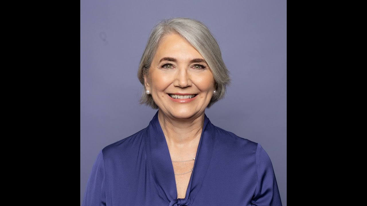 Bringing Dermatology to your Doorstep with Curology Co-founder Nancy Satur