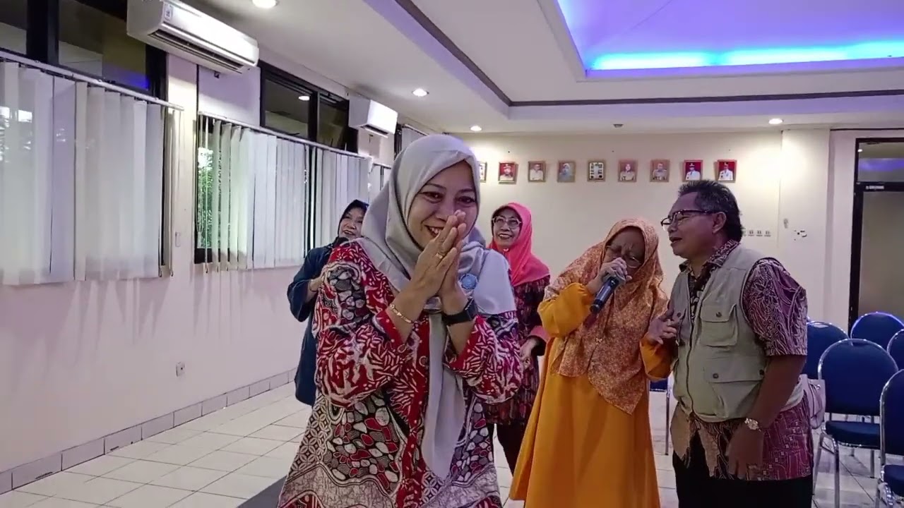 Di acara pertin hiburan dulu sblm plg gys. Jangan lupa sodaraku d   