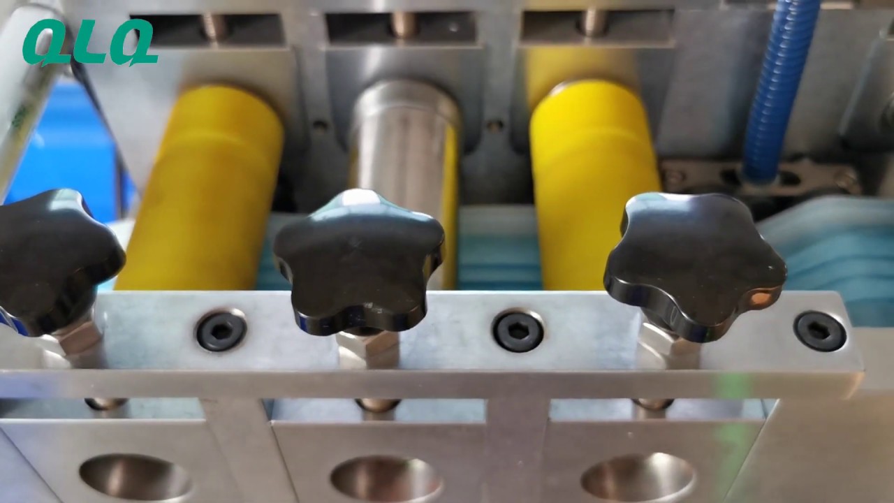 How to adjust disposable mask cutting machine cutter