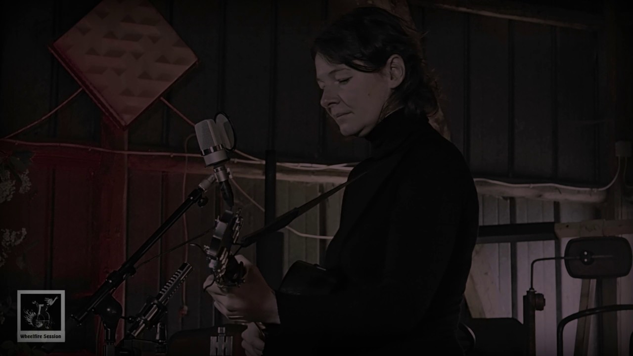 Tina Jensen - Talking (Wheelfire Sessions)