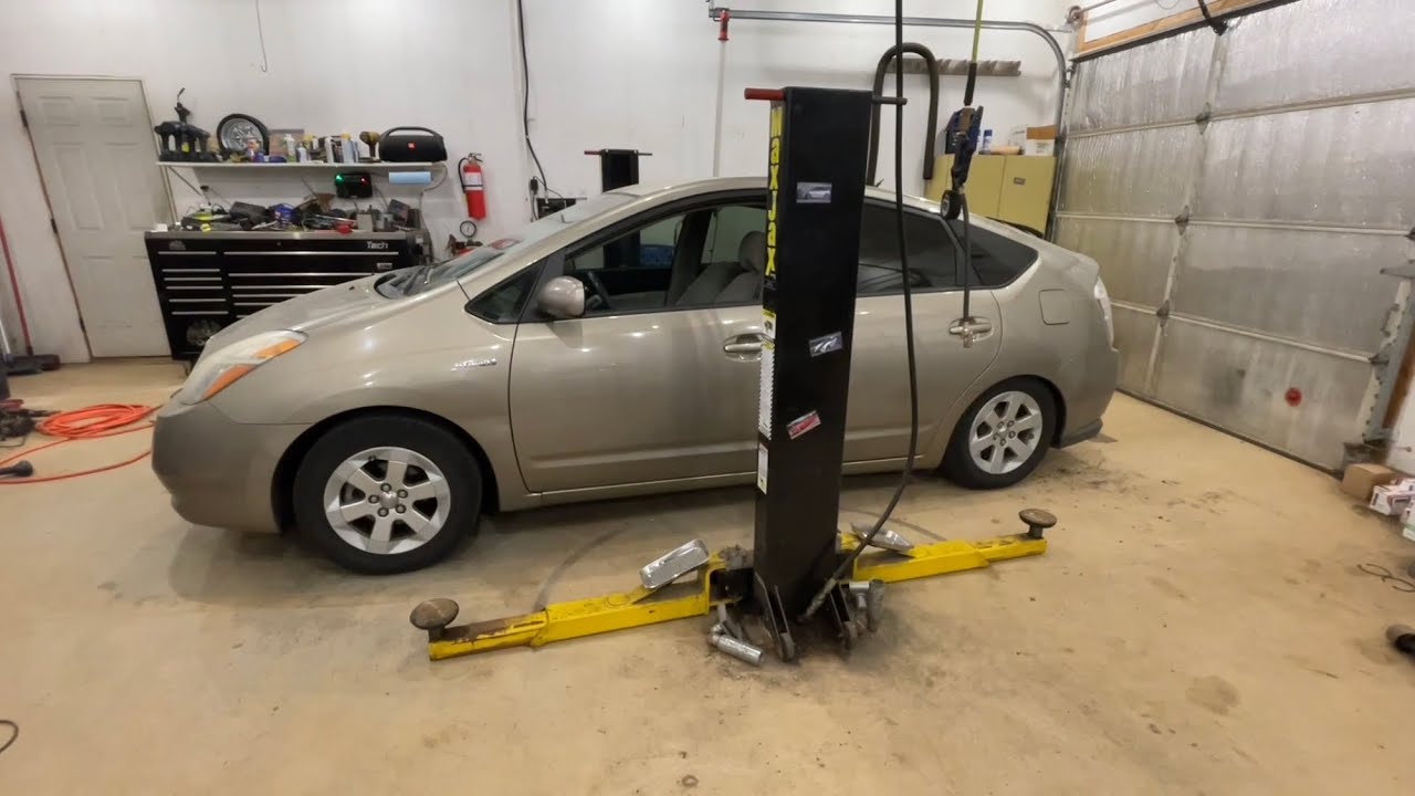 🔧 Rear strut replacement. Prius 2nd gen 2004-2009