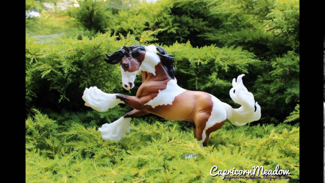 Breyer Traditional - Gypsy Vanner 1497