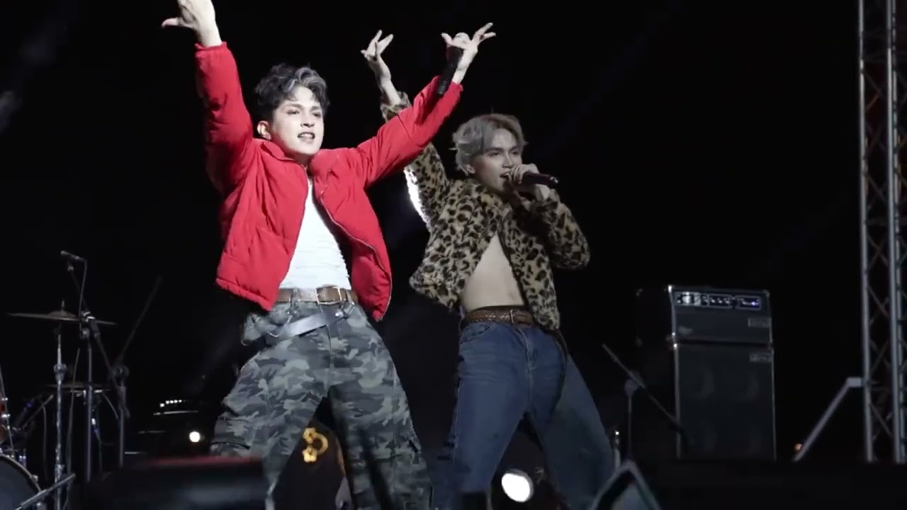 Основные моменты новогоднего отсчета в парке Ризал: I DIV9, JOSH, SYNC