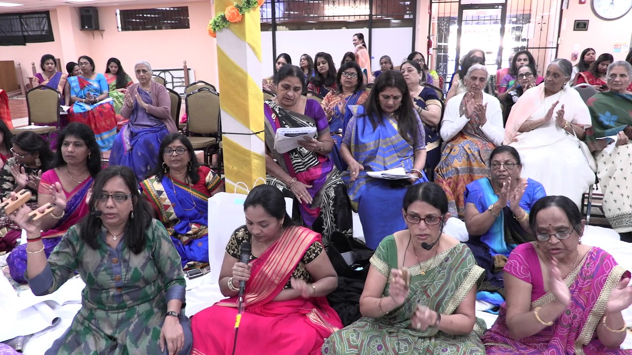Haiya Ni Haveli Banavu & Dhun Hanumant Dhun Rahe Sung By Shobhna Bhakta