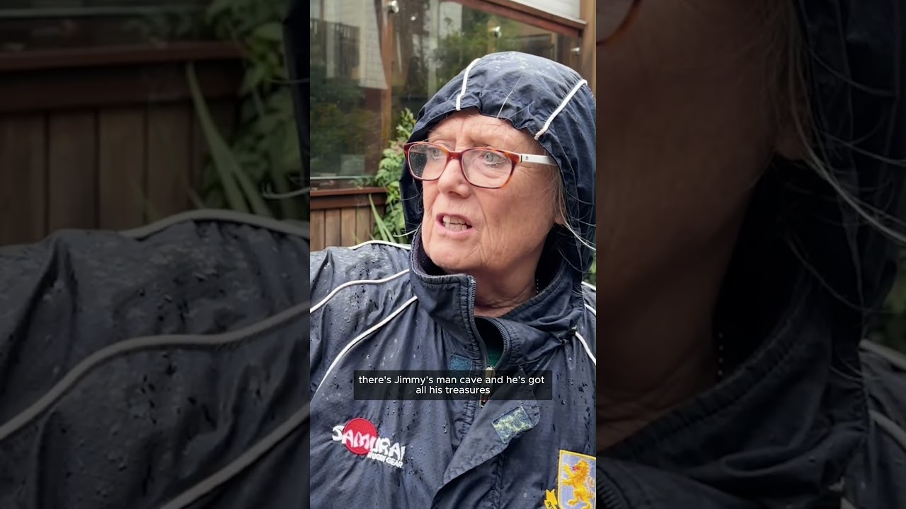 Wellington resident emotional after &lsquo;treasures&rsquo; damaged in floodwaters | RNZ