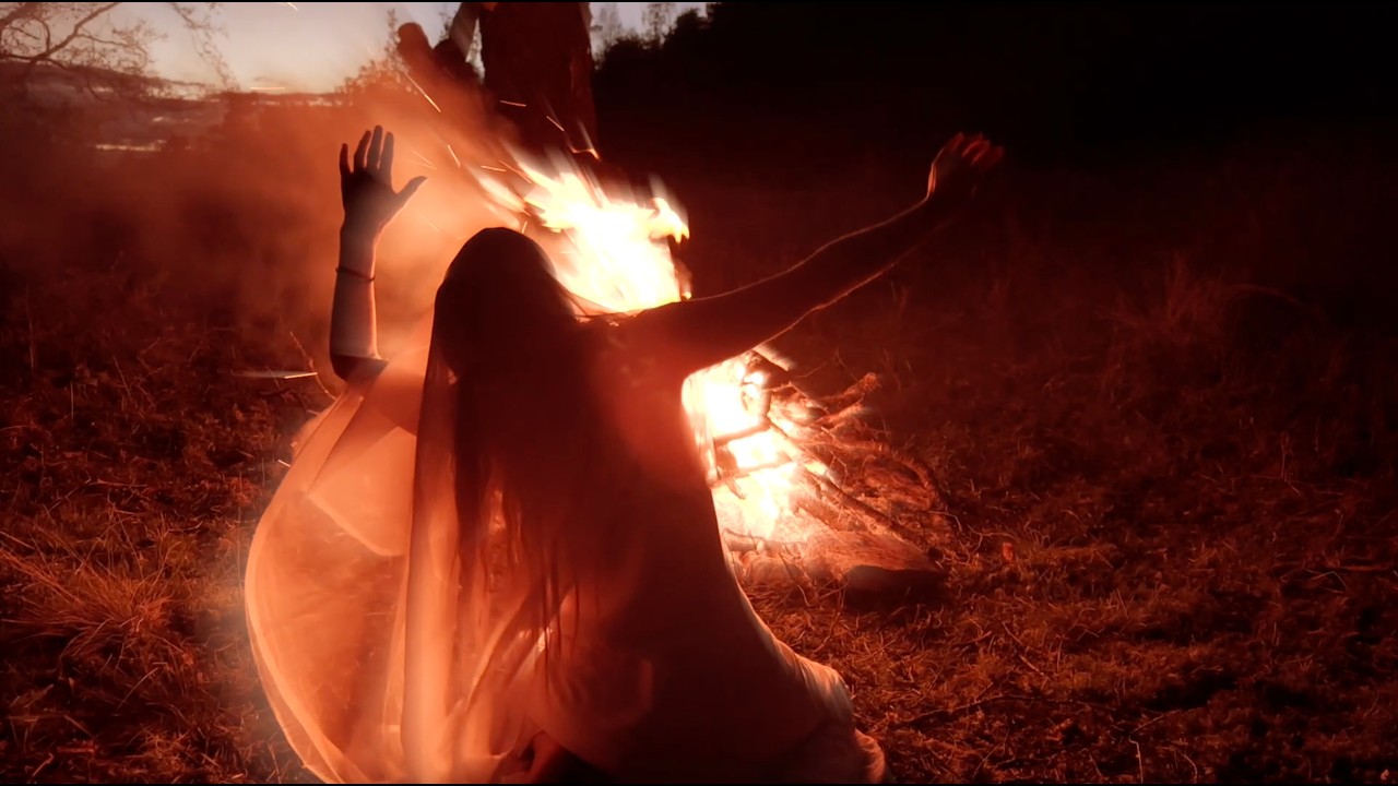 R&uacute;nahild - Sacred Dark