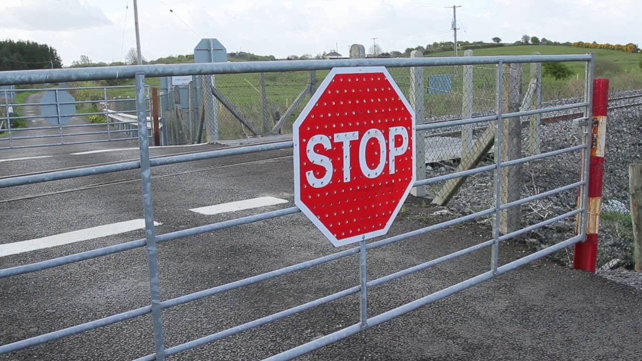Rail Cross Code: make sure you use level crossings safely
