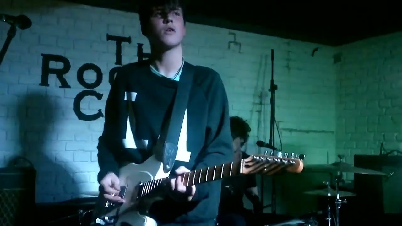 Viola Beach - Call You Up (The Rocking Chair, Sheffield on 28/11/2015)