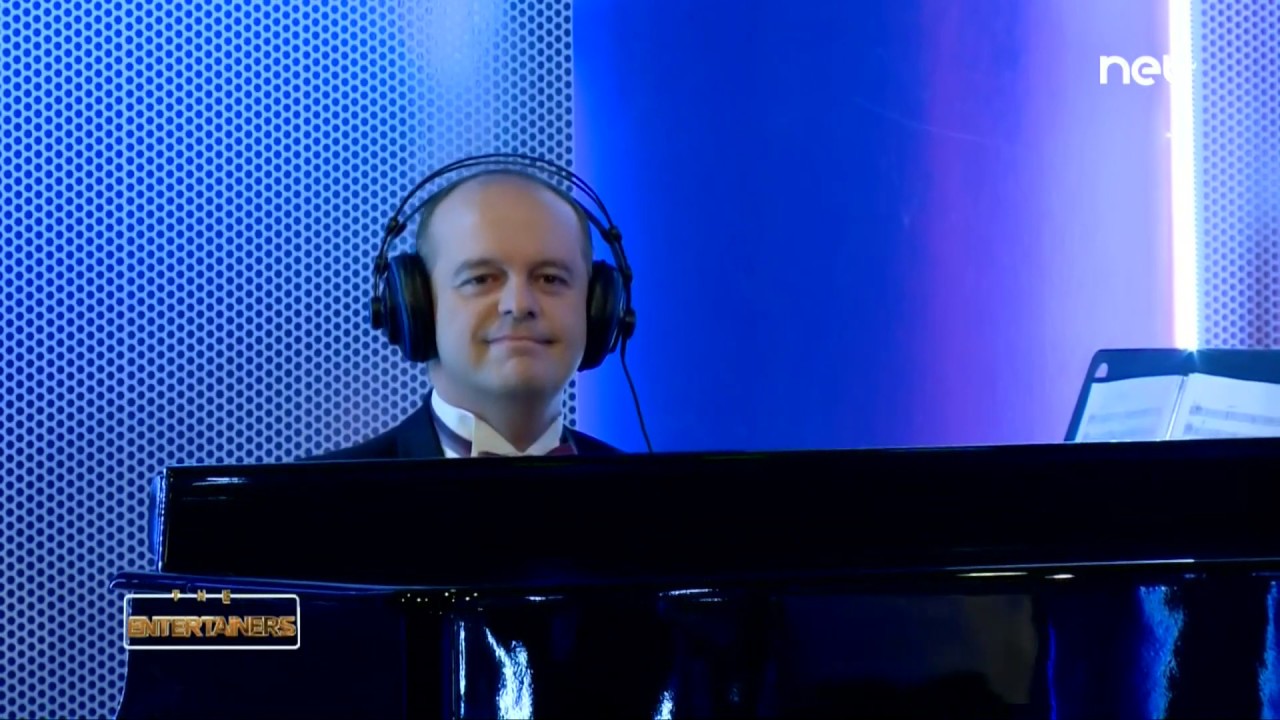 Spiteri Lucas Band - Besame Mucho on The Entertainers 201920 (Week 7)