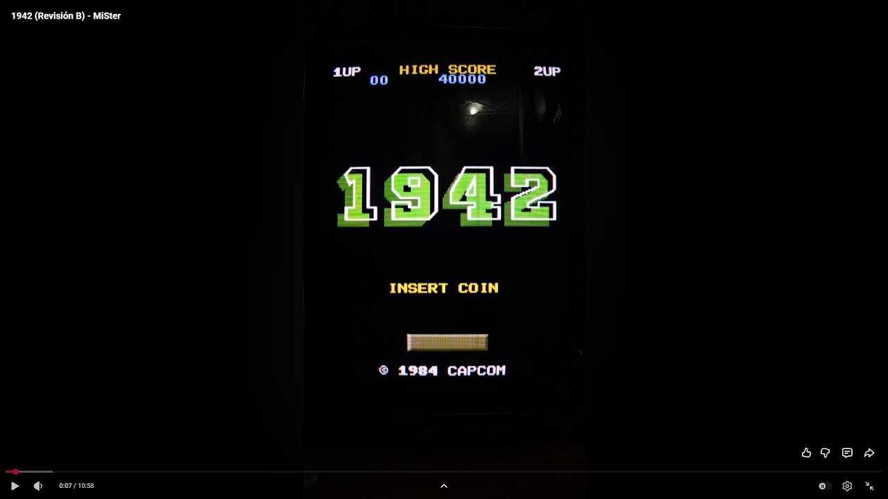 Arcade 1942.  Una partida.