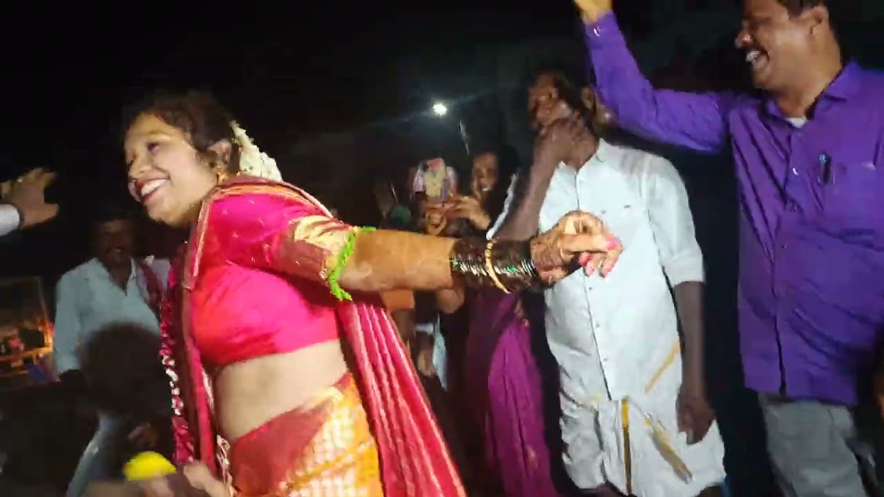 Bride &Groom is on fire🔥