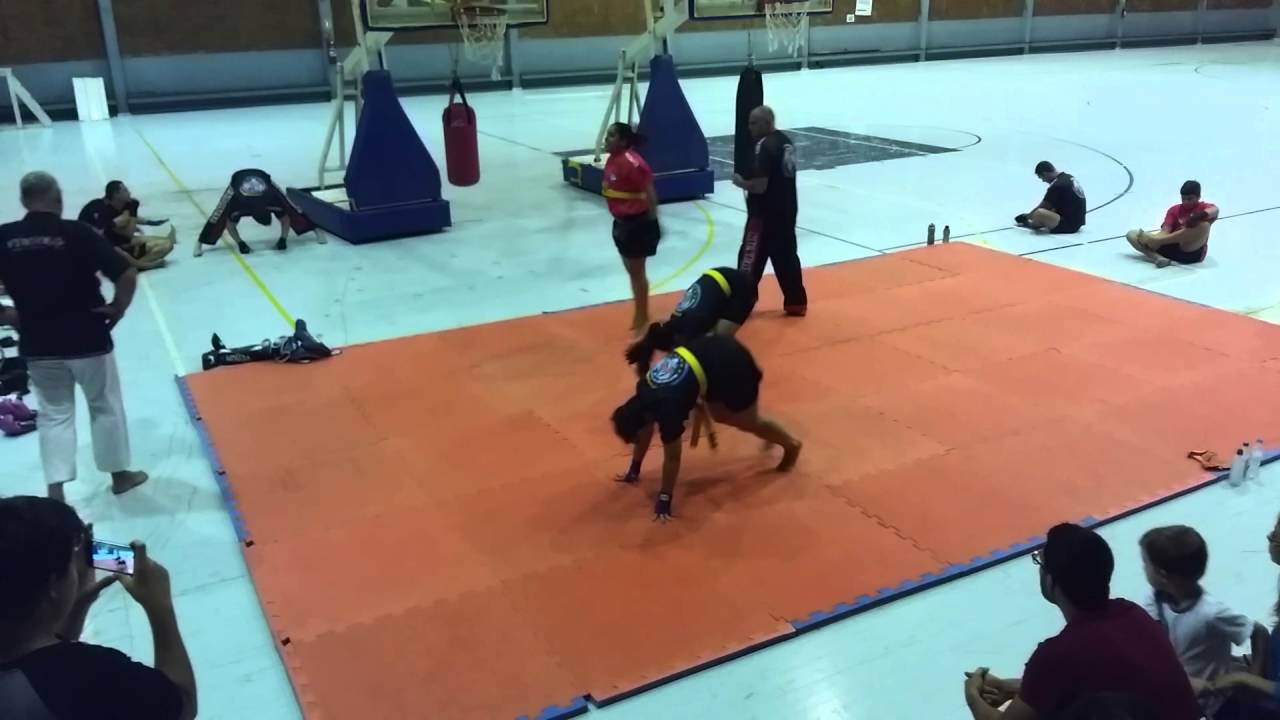 Exame de gradua&ccedil;&atilde;o Kickboxing: Faixa Laranja