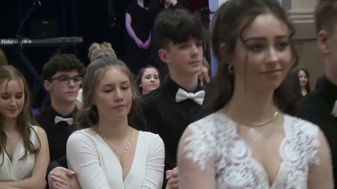 17. února 2023 ŠKOLNÍ PLES 💃