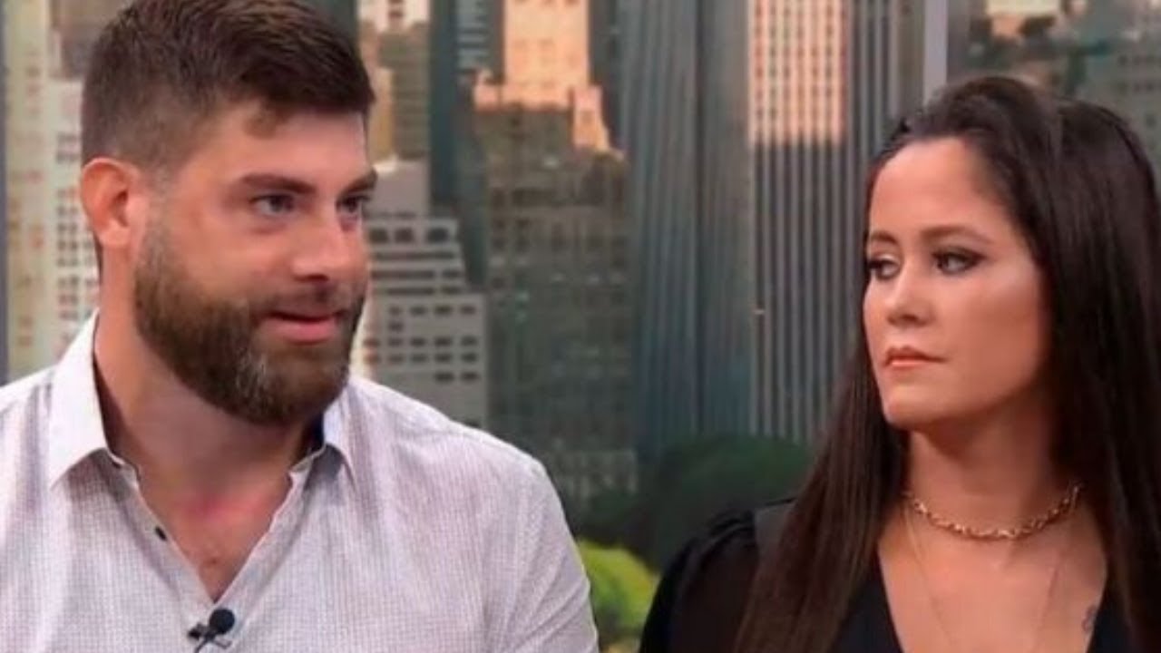 Jenelle Evans Accuses David Eason of LOCKING Kaiser In A RUNNING CAR!
