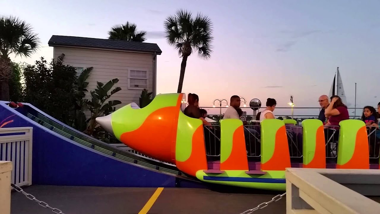 Kemah Boardwalk Rockin' Rocket