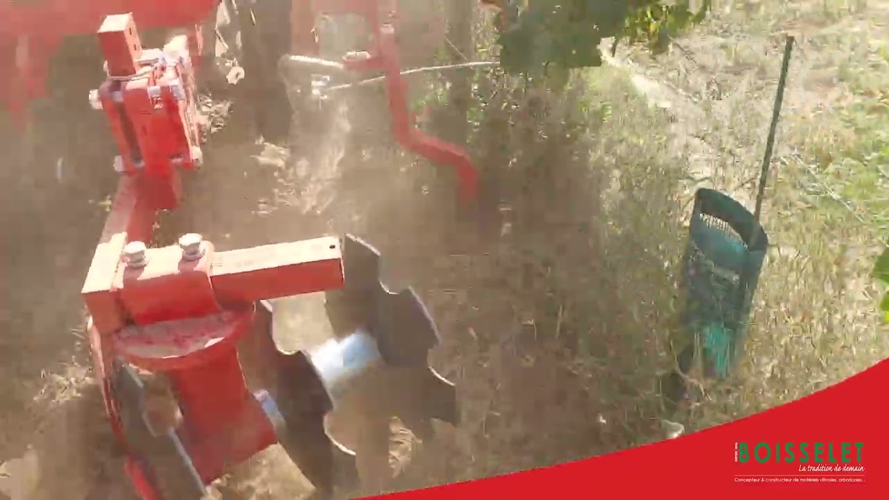 🚜🚜 EVO4 + JURAMATIC avec Pulvériseurs à disques sur cadre tiré en vignes larges
