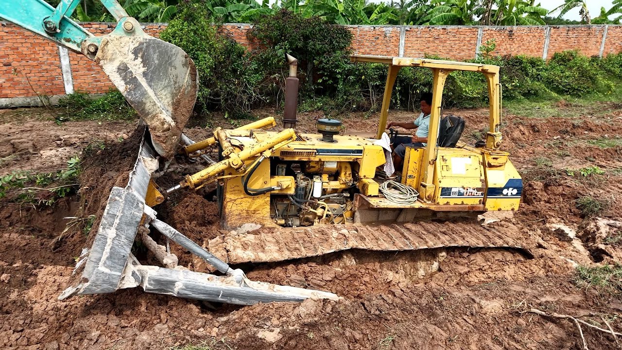 Incredible landfill!! Bulldozer Komatsu D58P Drive Back Uploading Landslide Overturned into mud deep