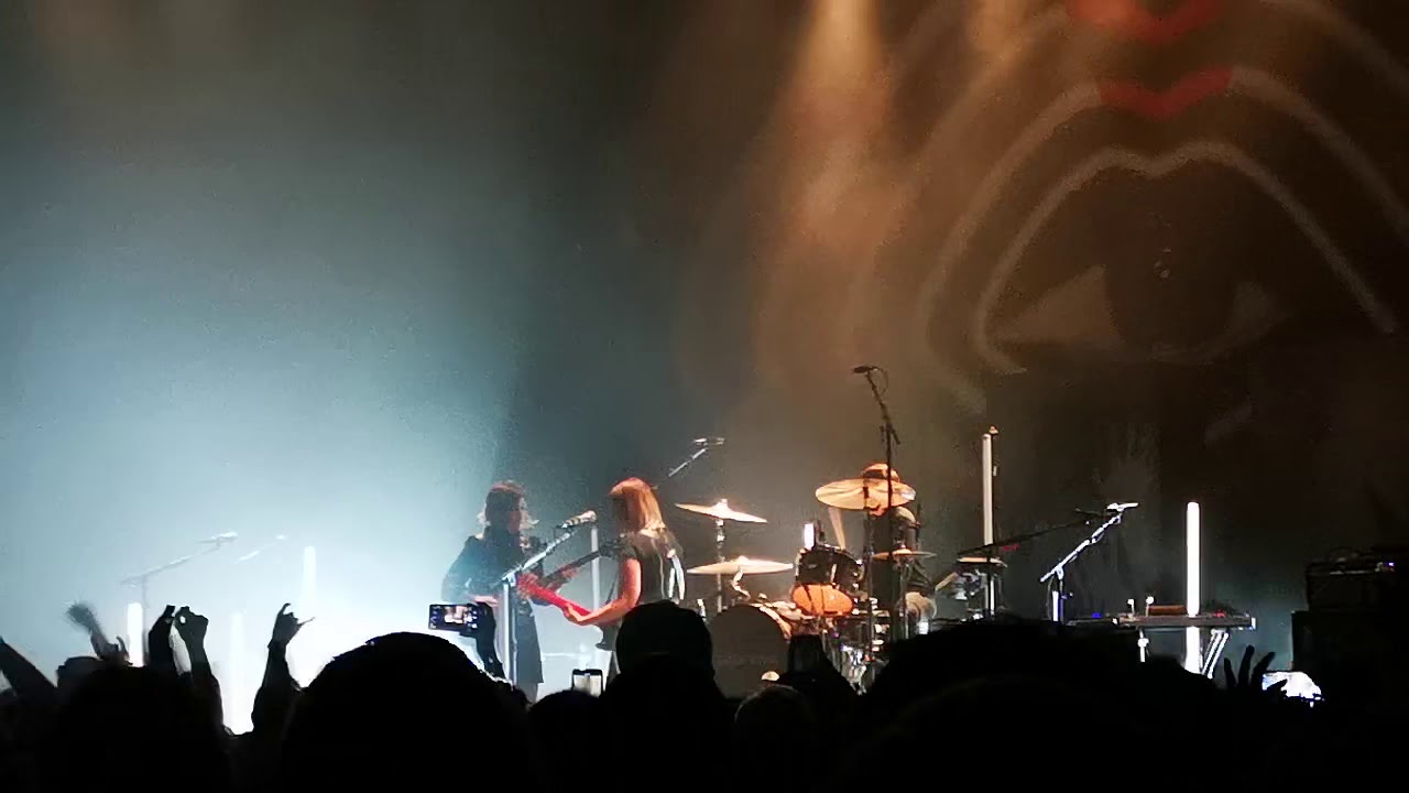 Sleater-Kinney - Dig Me Out