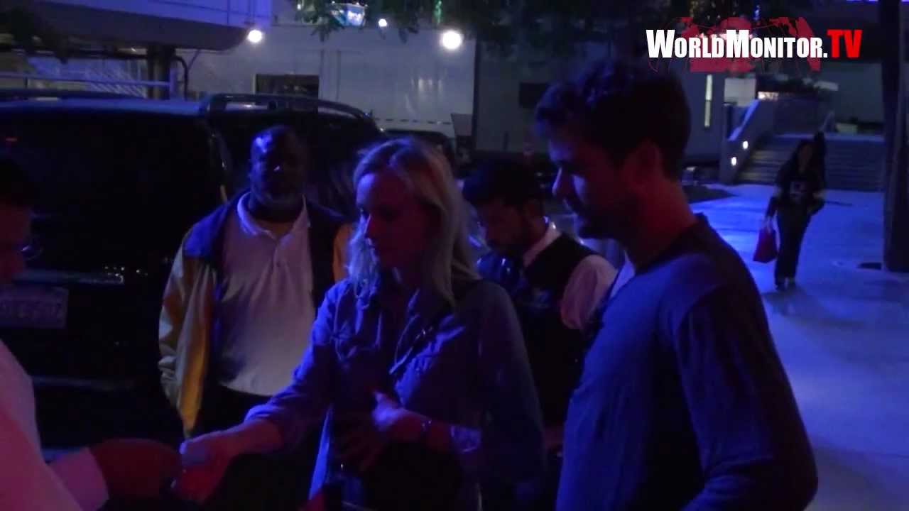 Joshua Jackson and Diane Kruger leaving LA Kings Game