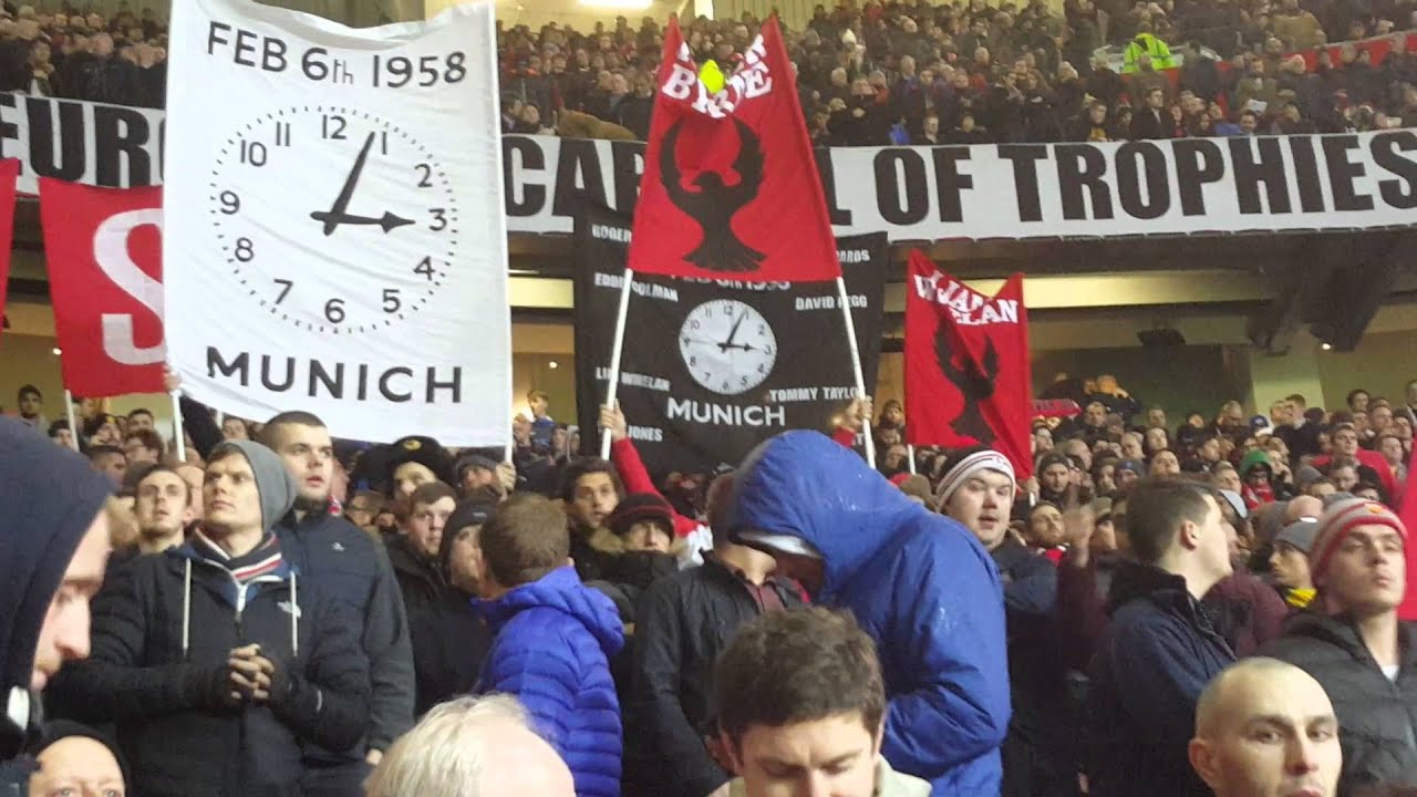 YURIST OldTrafford - Flowers Of Manchester remembrance day United - Stoke City 02-02-2016