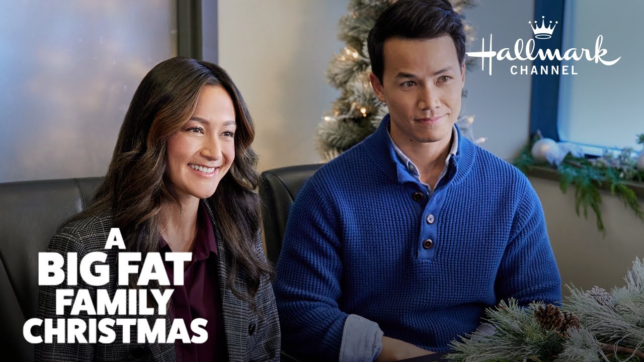 Sneak Peek - A Big Fat Family Christmas - Hallmark Channel