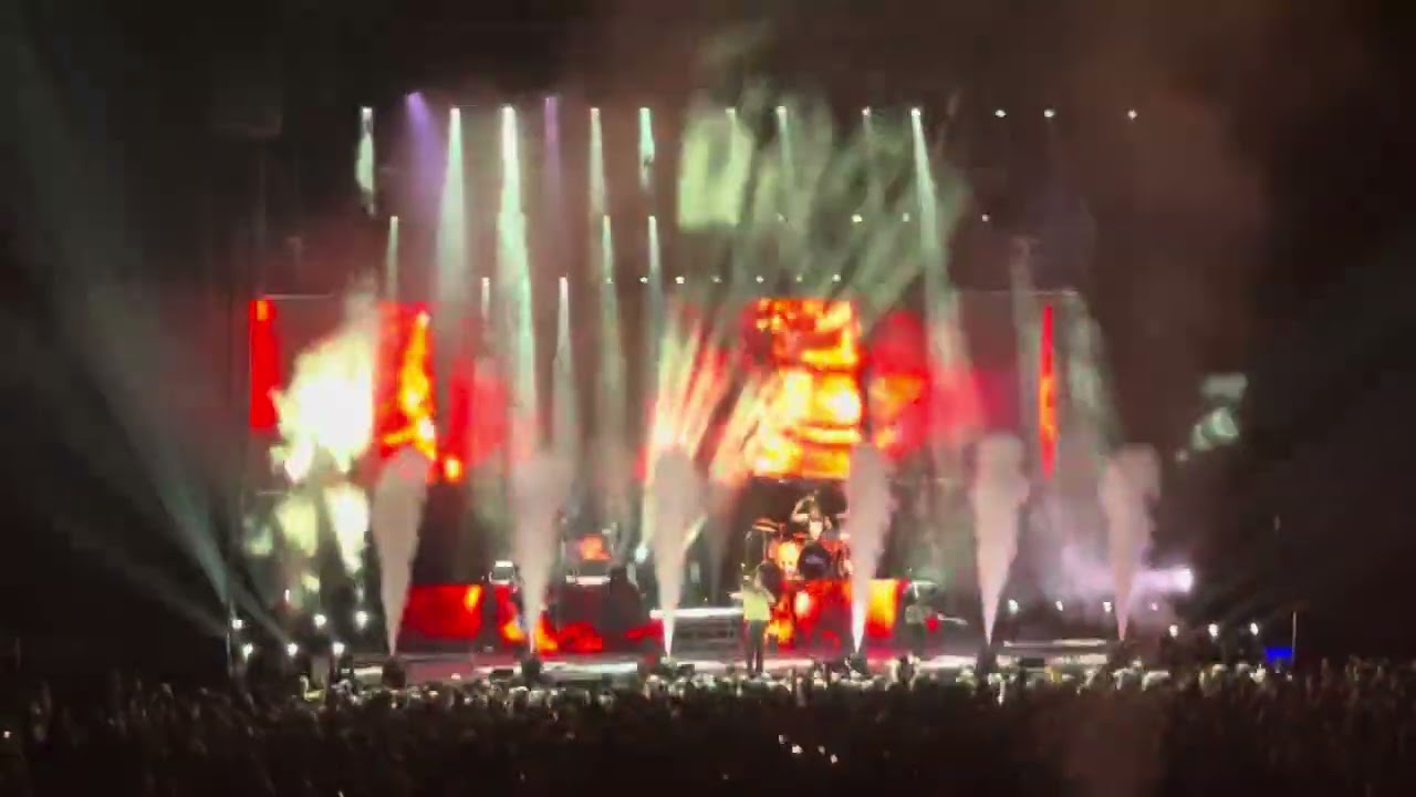 Papa Roach “Liar” Live at Rogers Place in Edmonton, AB (11/29/2025)