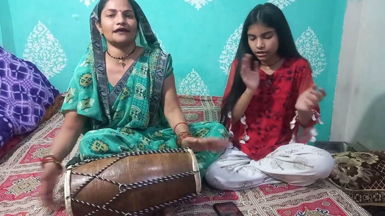 होली स्पेशल भजन होली खेल रहे बम बम भोले इस भजन को जरूर सुन