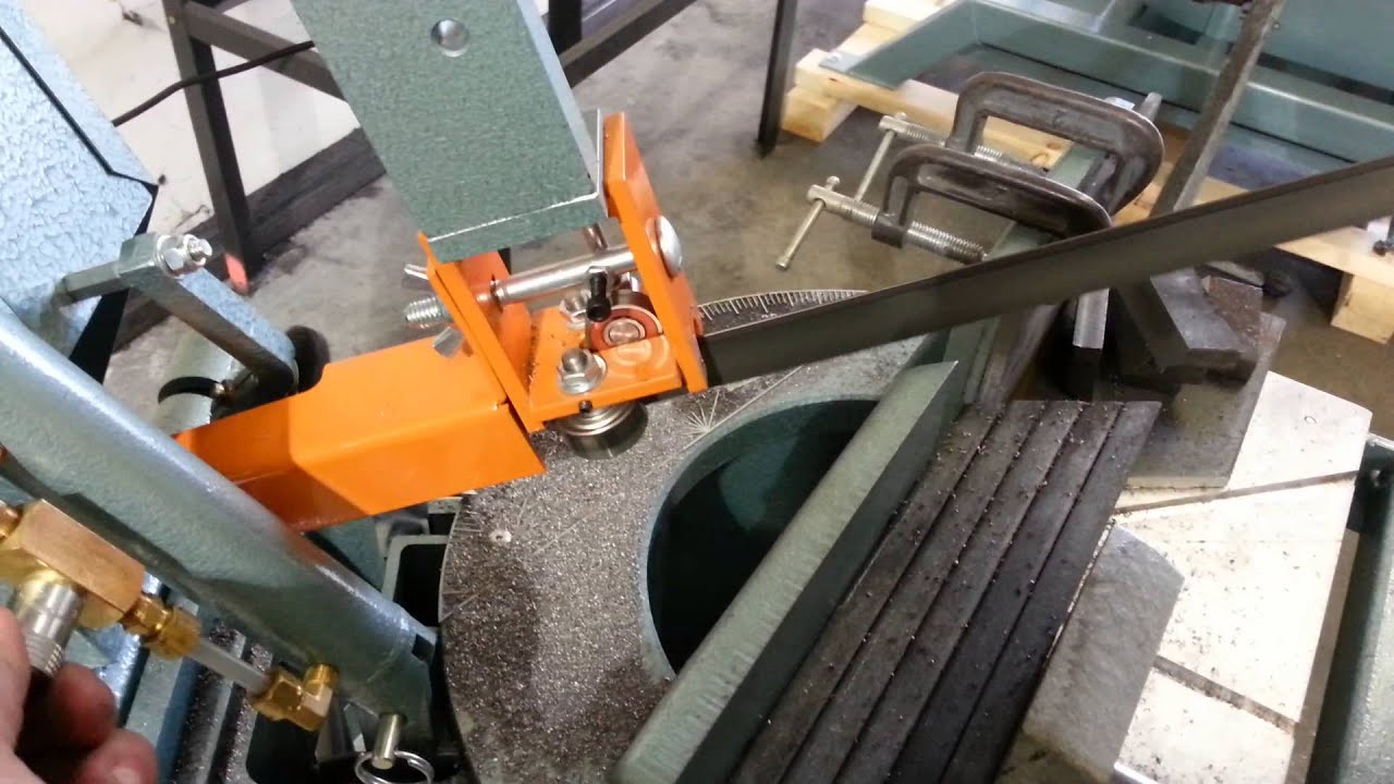 Ellis Bandsaw