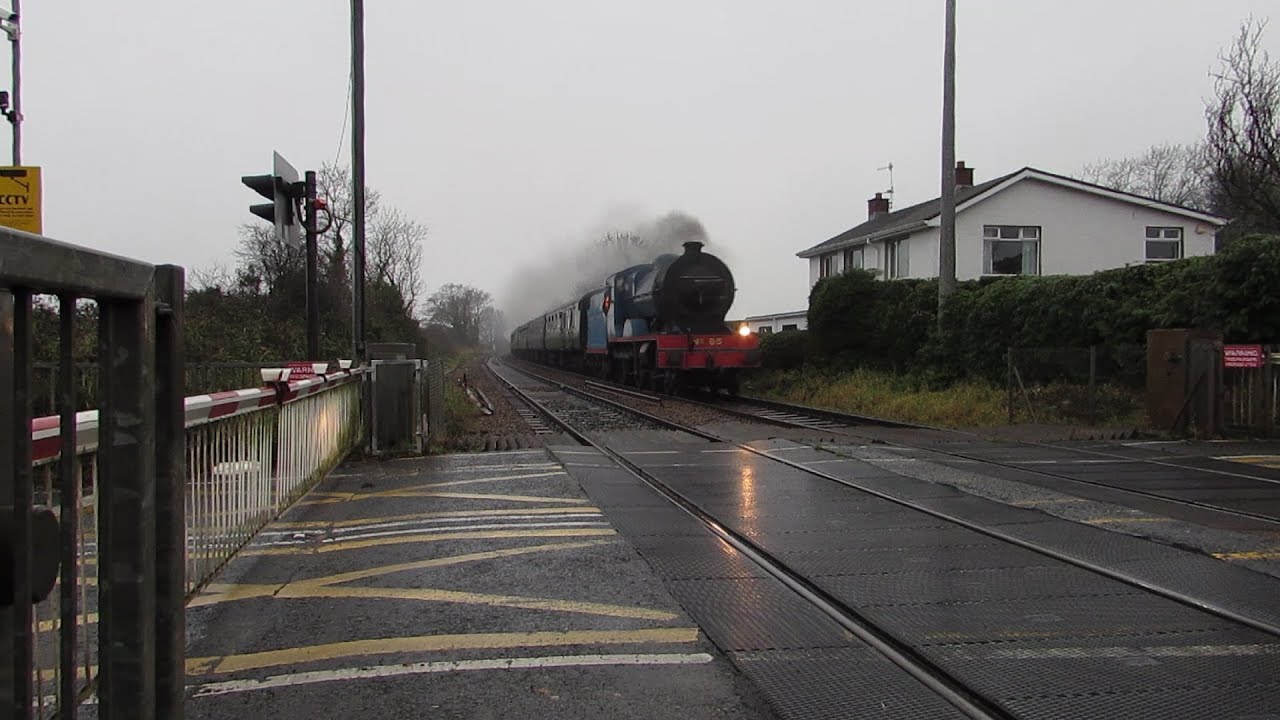 RPSI 85 Merlin on Santa Specials @Trooperslane 1/12/2018