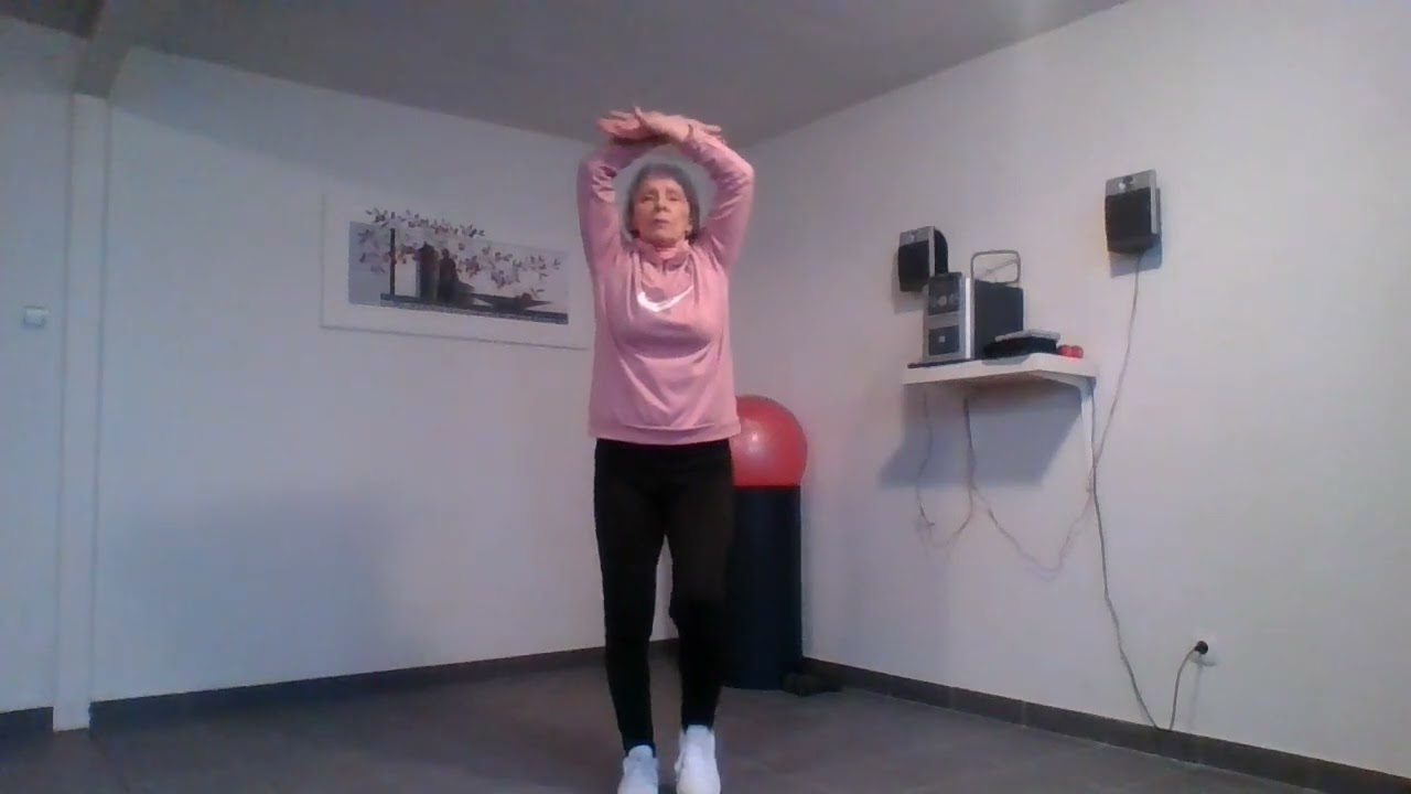 A Uvod in ogrevanje za telovadbo za nosečnice