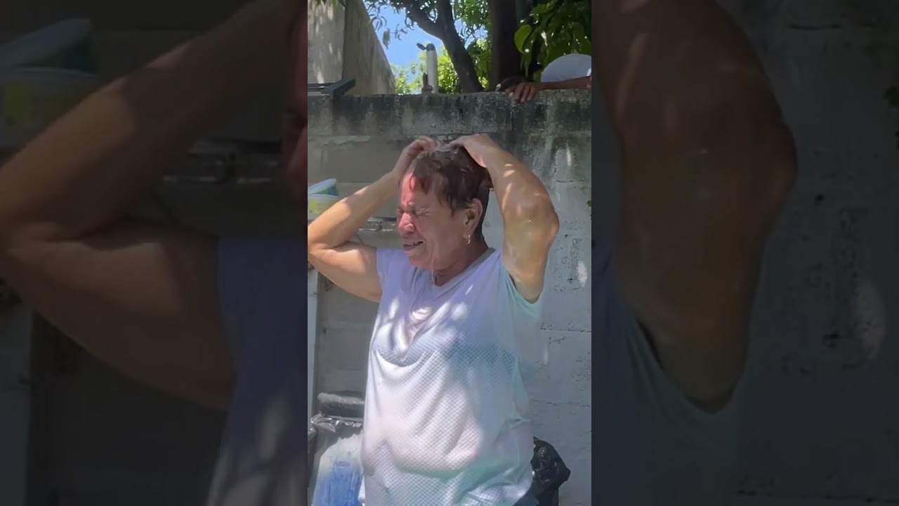 El Shampoo infinito Broma a mi Mamá