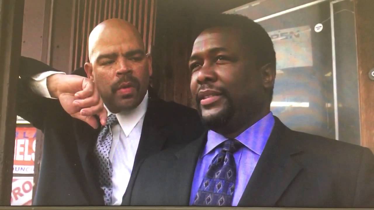 Bunk and Old Face Andre The bunk works back on a murder to clear Omar's name.