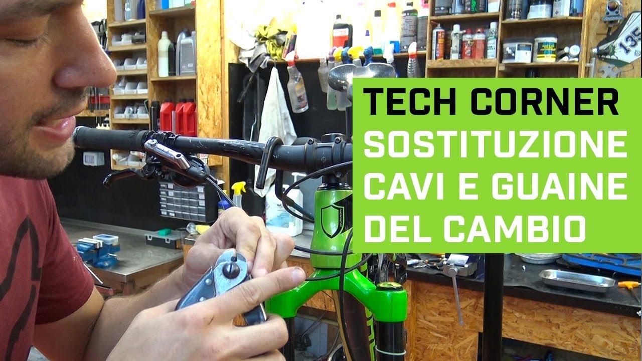 La sostituzione del cavo e della guaina del cambio posteriore