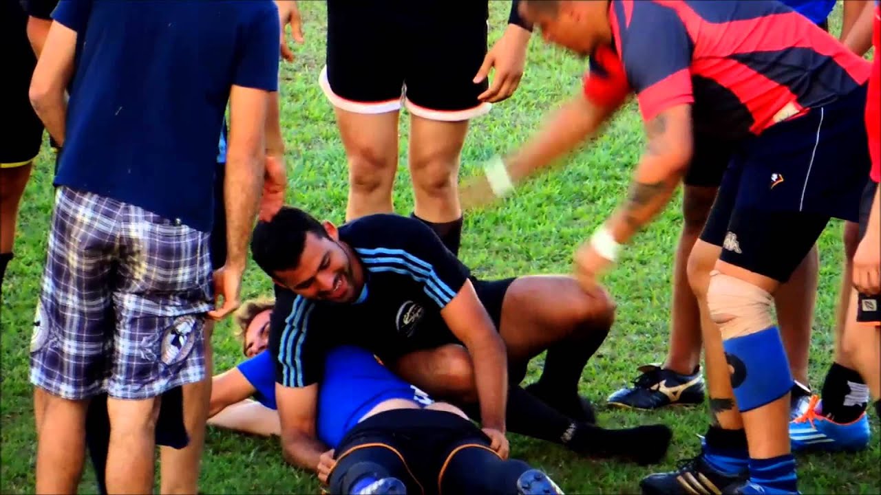 tapa na bunda, comemora 1&ordm; ponto- Rugby