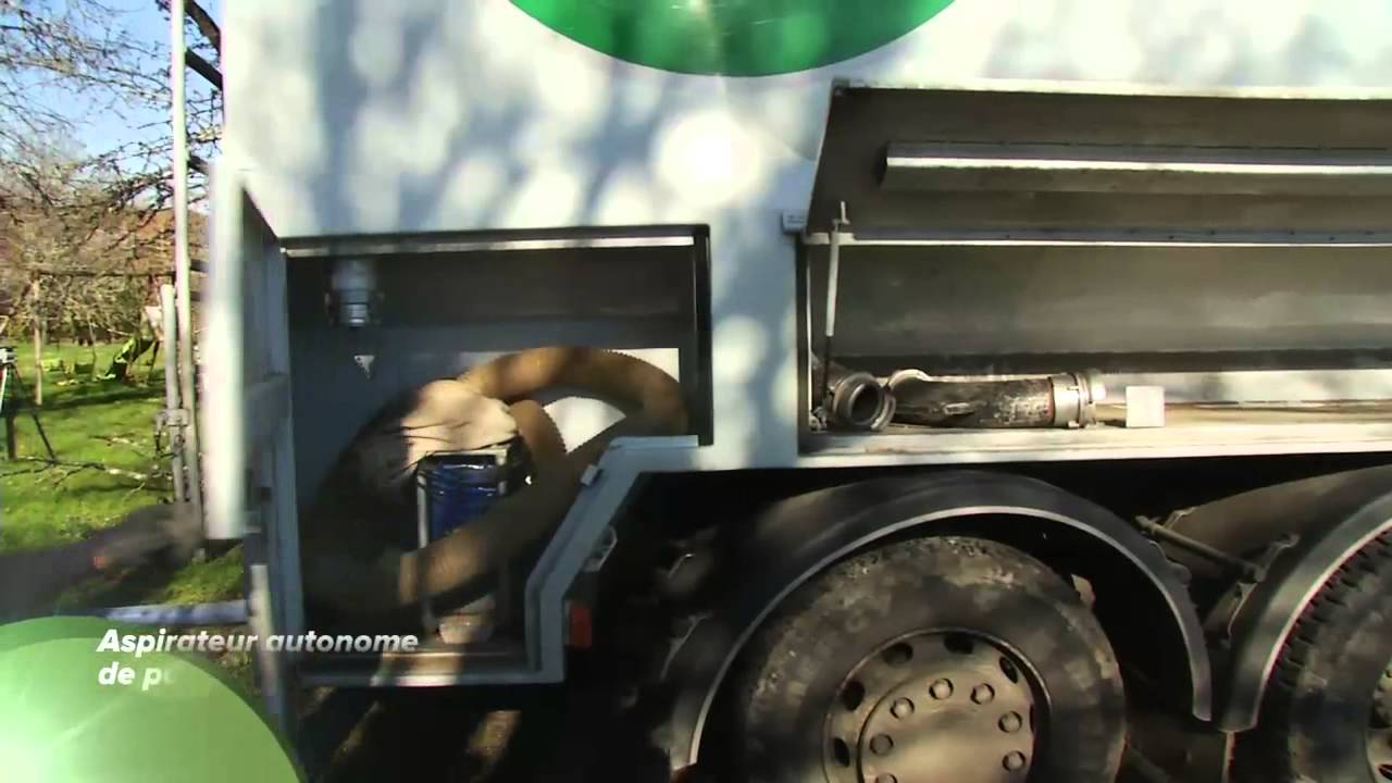 Livraison granules de bois vrac PECHAVY Camion souffleur pesée embarquée