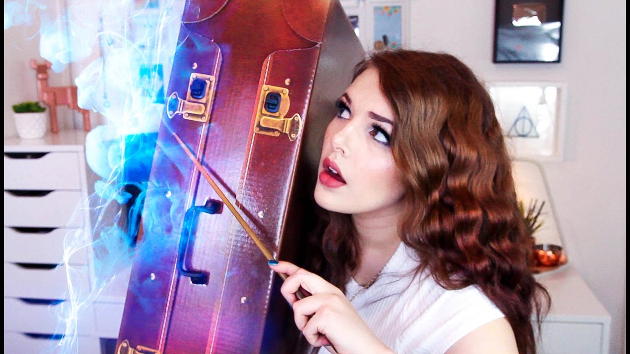 FANTASTIC BEASTS CASE UNBOXING | Cherry Wallis
