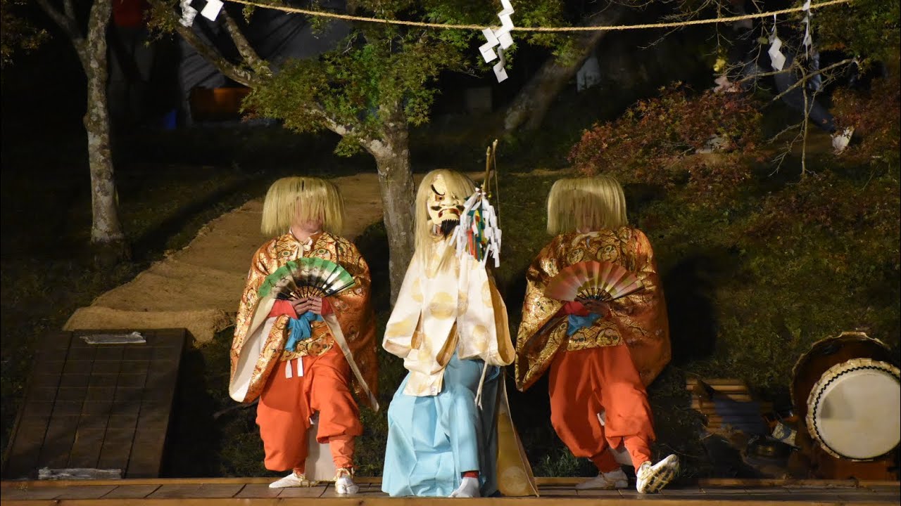 令和七年度　用作夜神楽水鏡　緒方三社神楽保存会「神使」