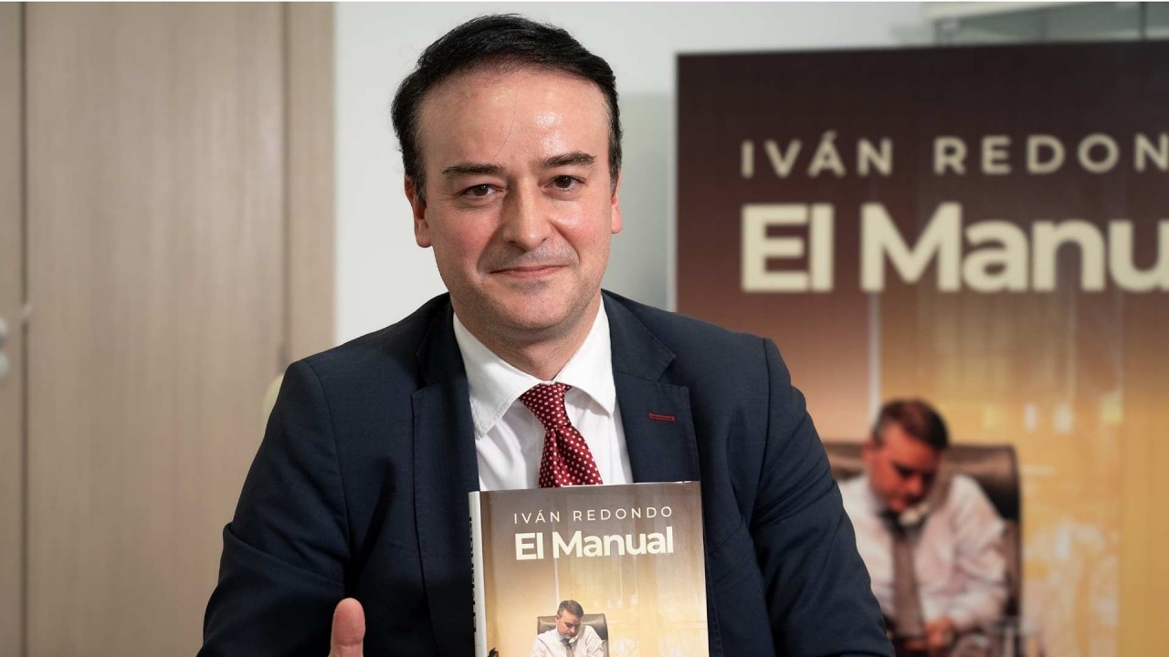 Entrevista a Iv&aacute;n Redondo: &ldquo;Hay que pasar de Pedro S&aacute;nchez a Pedro. Y Pedro es poderoso&rdquo;