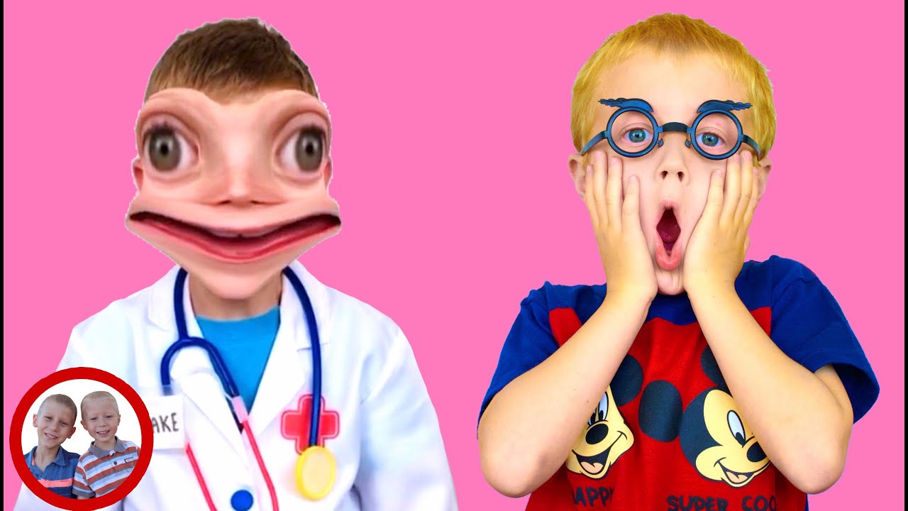 Доктор набор игрушек | Глупые рожи! | Майк и Джейк притворяются, что играют | Комплект врача