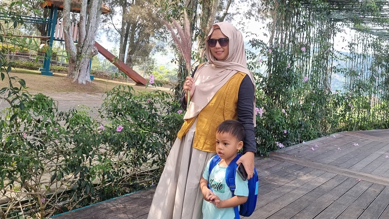 Jalan jalan parapat