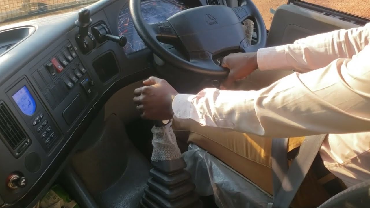 Sino truk double clutch shifting