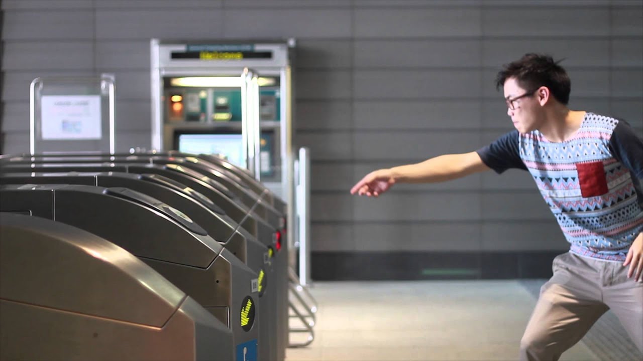 Different Ways People: Tap EZ-Link Cards